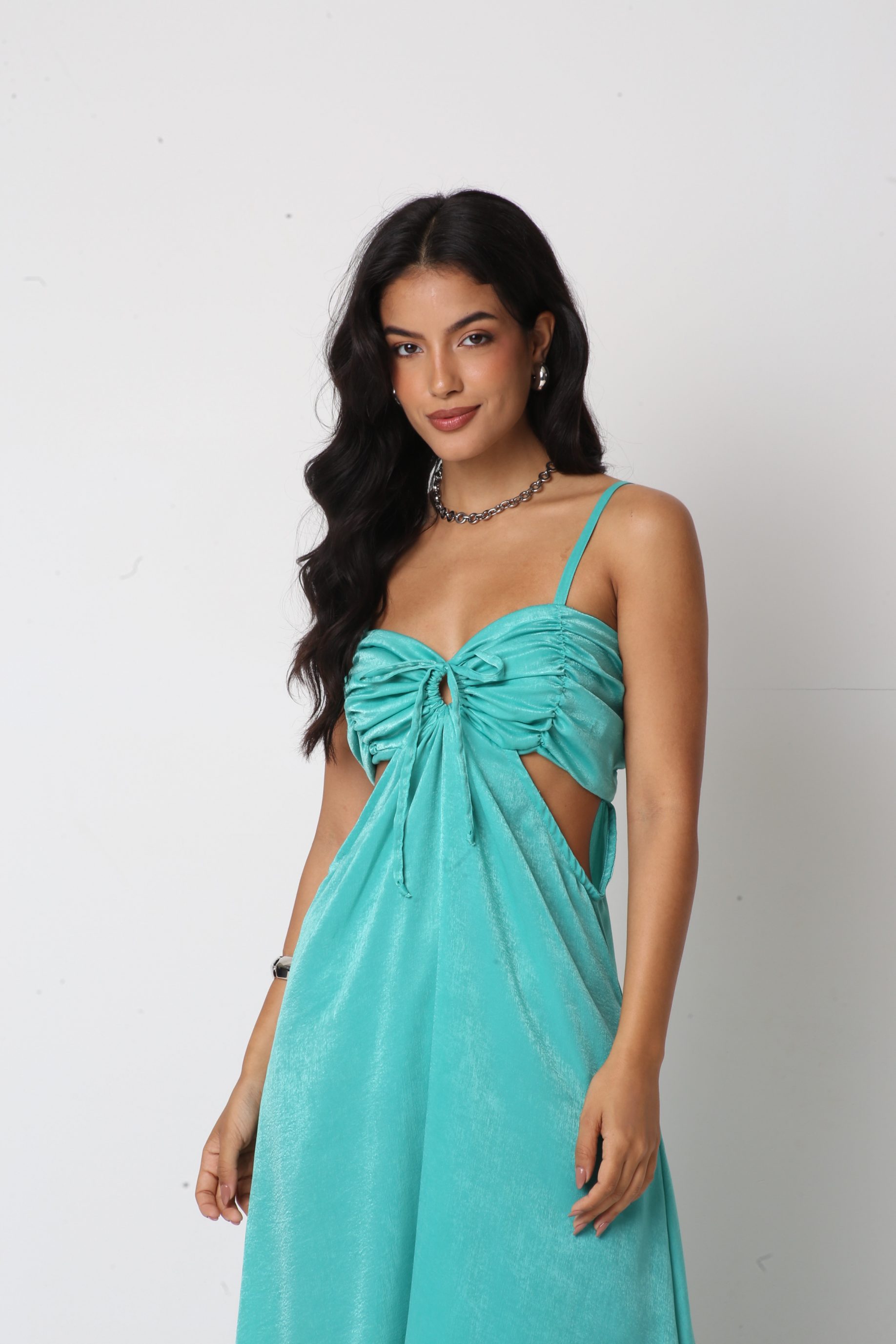 Vestido Acetinado Helena Verde